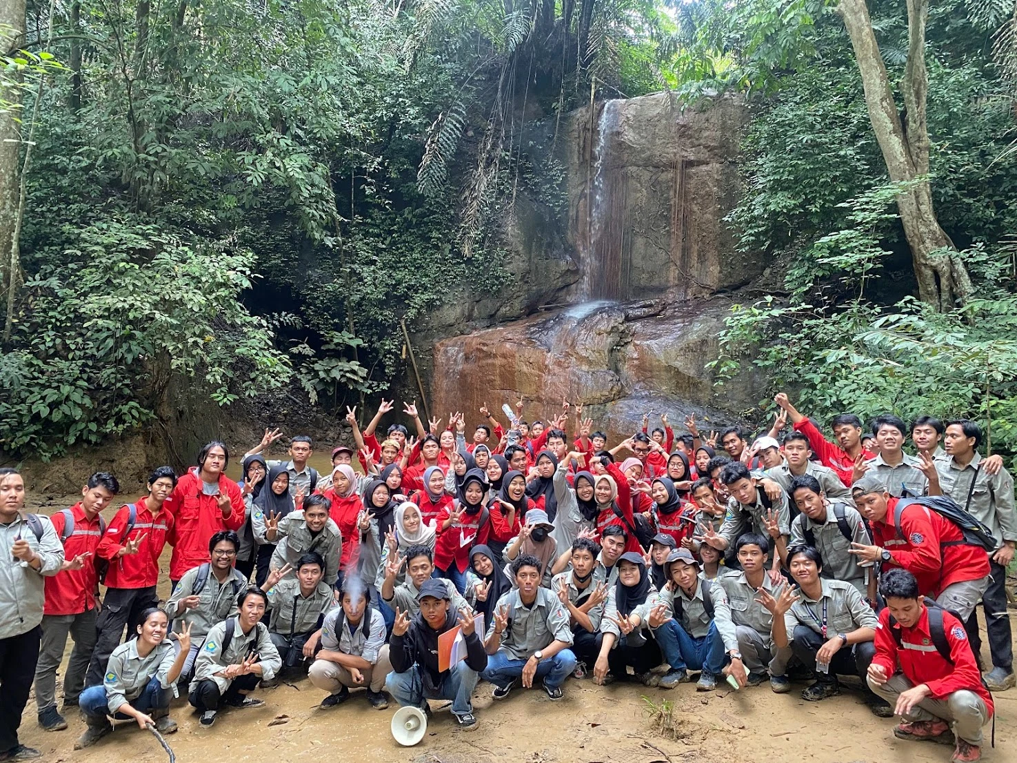Dokumentasi Fieldtrip GS Geo+Tambang 2022 - Foto 1