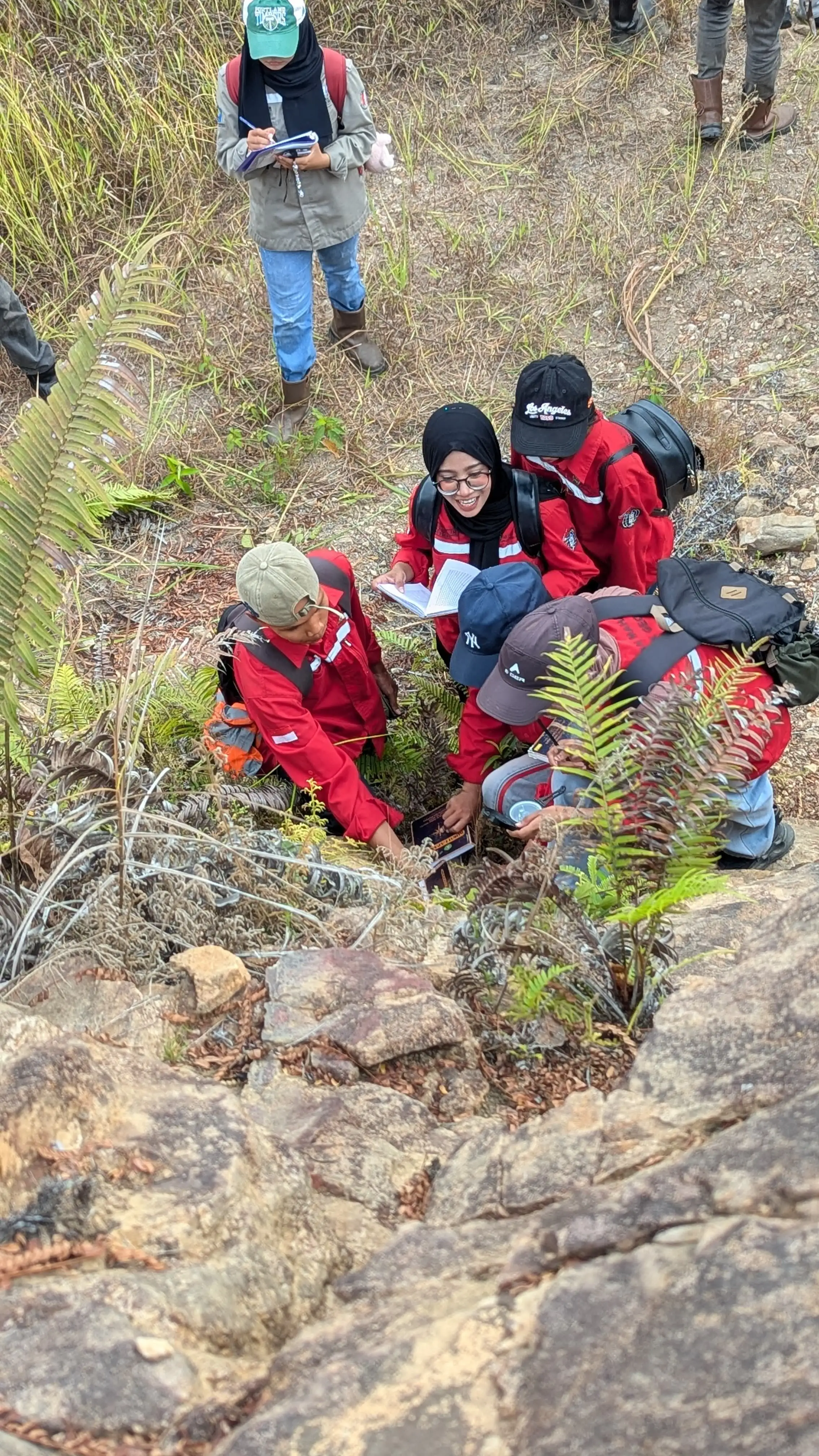 Fieldtrip Geologi Struktur Teknik Geologi x Teknik Pertambangan 2026