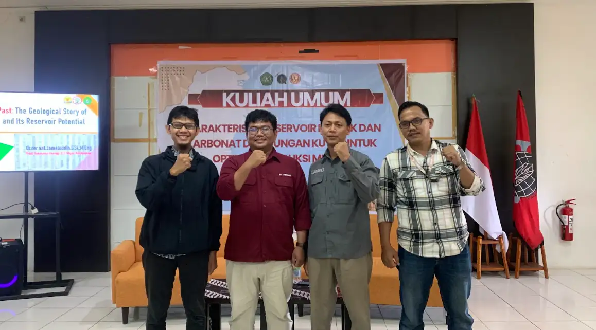 Dokumentasi Kuliah Umum “Karakteristik Reservoir Deltaik dan Karbonat di Cekungan Kutai untuk Optimasi Produksi Migas” - Foto 6