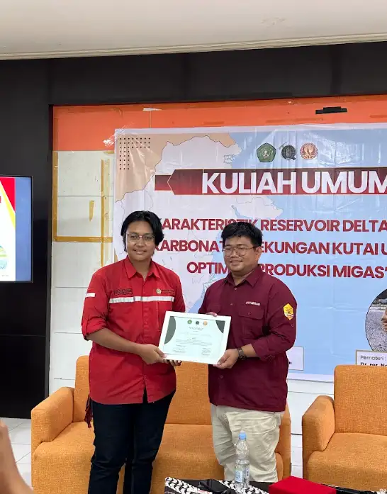 Dokumentasi Kuliah Umum “Karakteristik Reservoir Deltaik dan Karbonat di Cekungan Kutai untuk Optimasi Produksi Migas” - Foto 5