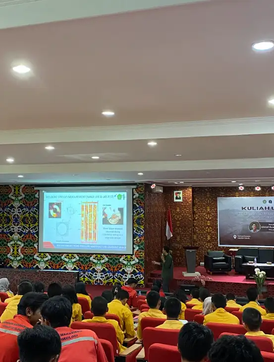 Dokumentasi Kuliah Umum "Pore Pressure and Fracture Gradient Analysis in Oil and Gas Drilling" - Foto 8