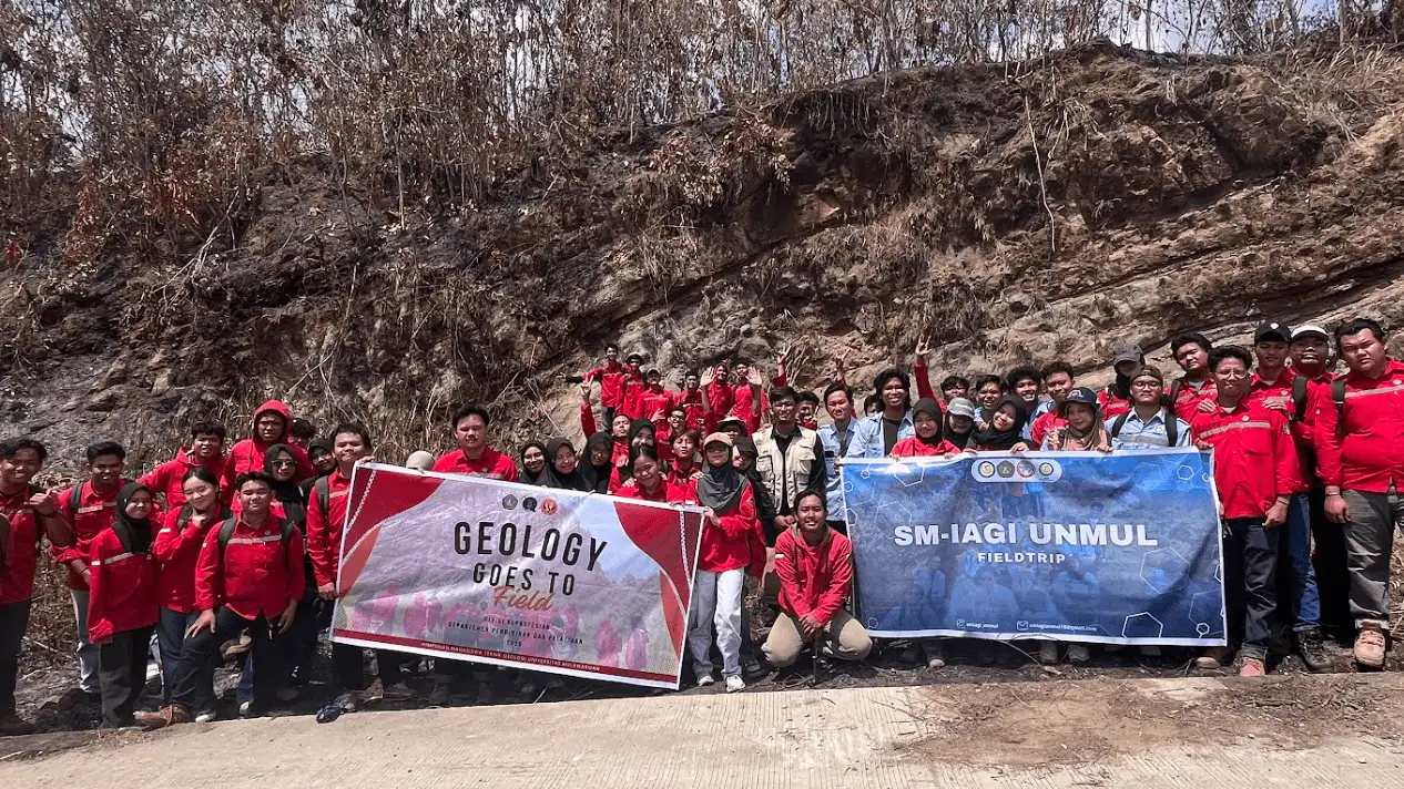 Geology Goes to Field HMTG Delta UNMUL x Fieldtrip SM-IAGI UNMUL